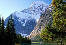 丹麦对阵瑞士的足球比赛有哪些精彩看点？